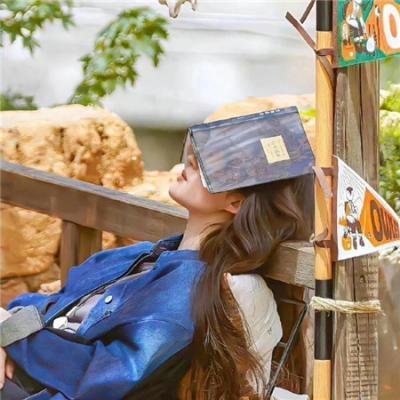 顶流女星绯闻澄清适得其反，品牌连夜解约，前后半年引热议